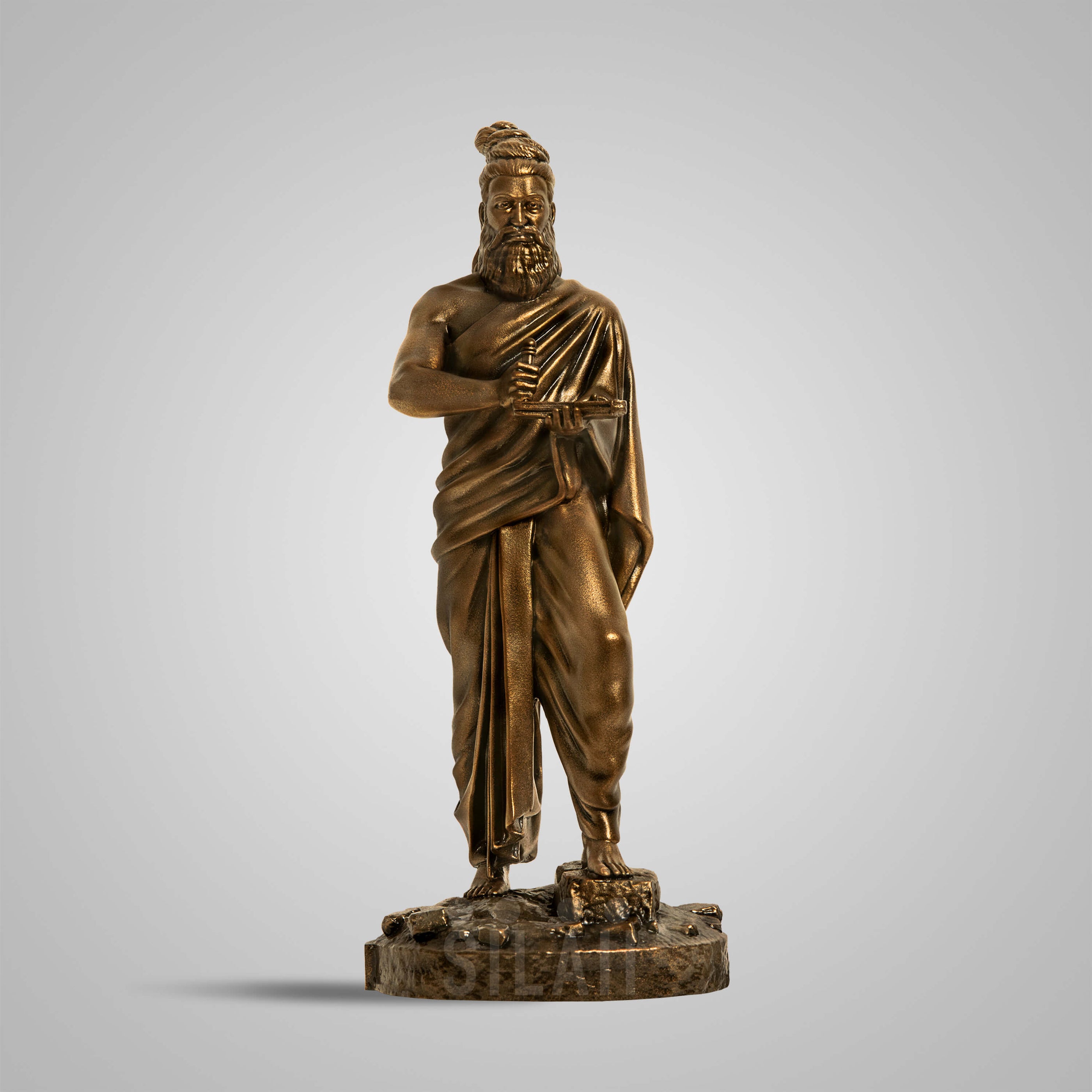 Thiruvalluvar Full Figure Sculpture