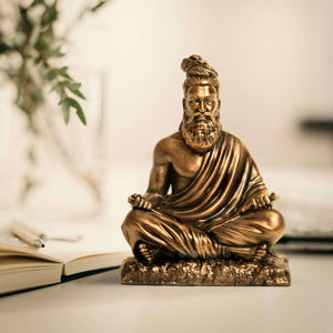 Thiruvalluvar Sculpture - 5" - Illam Thorum Valluvar